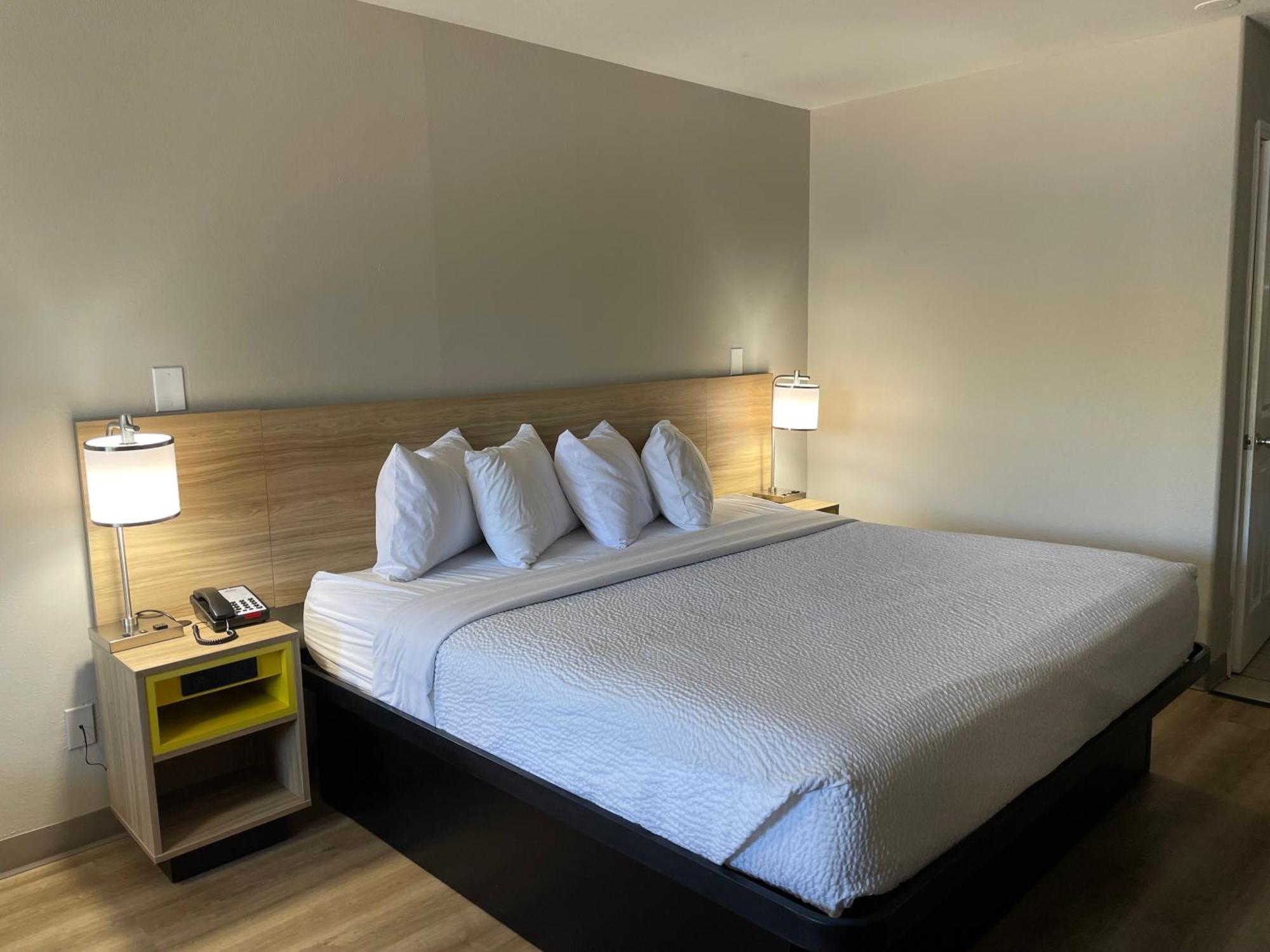 Days Inn By Wyndham Temple Buitenkant foto